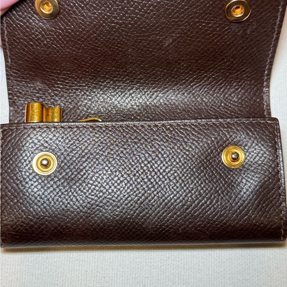 Hermès Black Leather Key Holder with Gold Accents - Picture 6 of 10